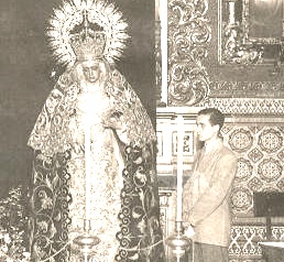 Solemne Besamanos extraordinario a María Santísima de la Amargura