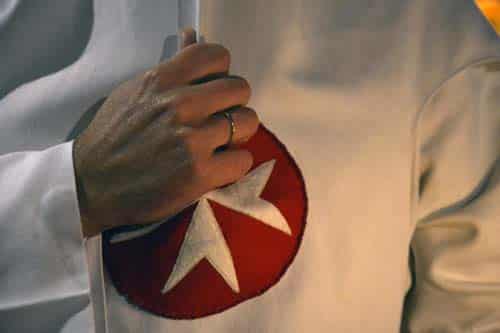 Normas básicas para la Estación de Penitencia 2025 y vídeo sobre el hábito nazareno