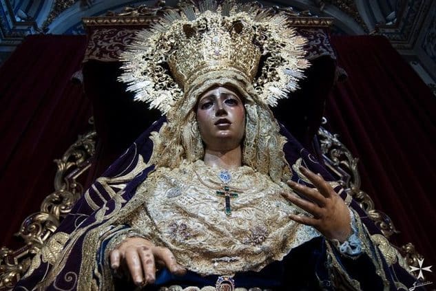 https://www.amargura.org/galeria-fotografica-actos-y-cultos-semana-santa-2021/