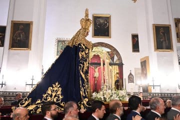 Traslado de la Virgen a S. Pedro y Misa de Acción de Gracias
