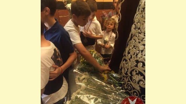 Besamanos Virgen 2016 Hermandad de la Amargura
