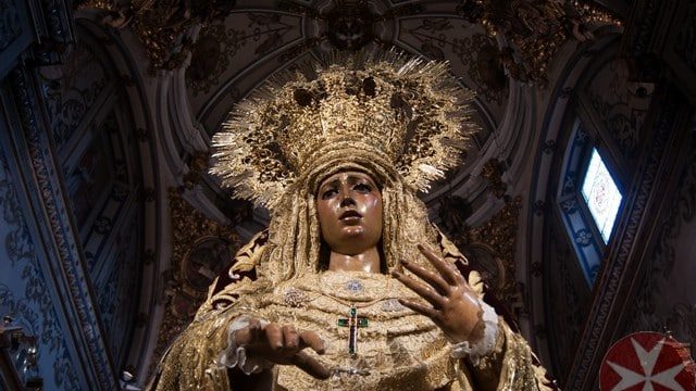Besamanos Virgen 2016 Hermandad de la Amargura