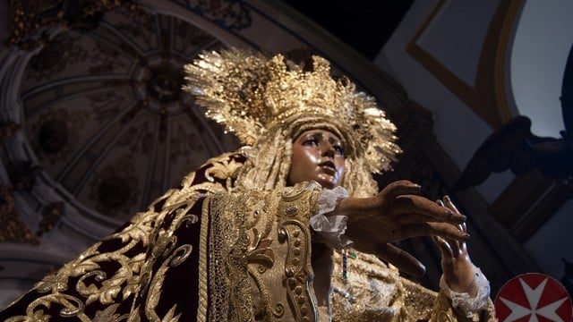 Besamanos Virgen 2016 Hermandad de la Amargura
