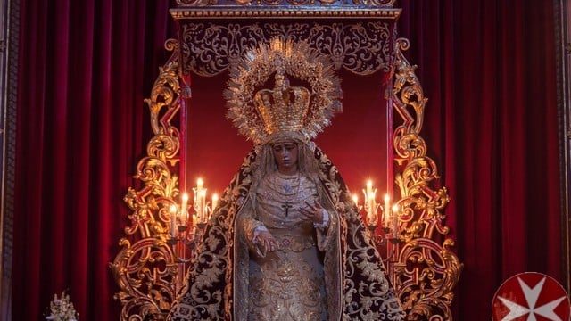Besamanos Virgen 2016 Hermandad de la Amargura
