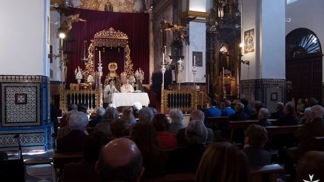 Besamanos Virgen 2017