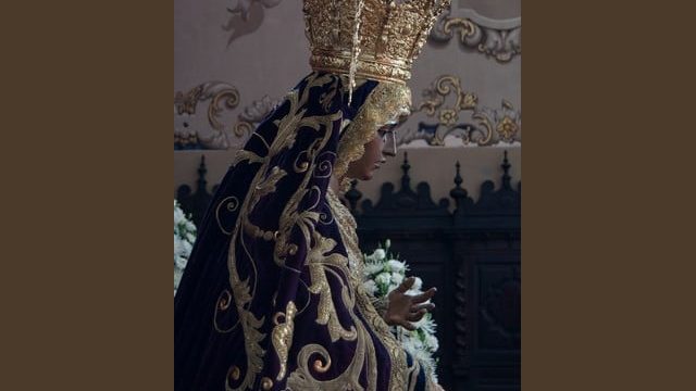 Besamanos Virgen 2017