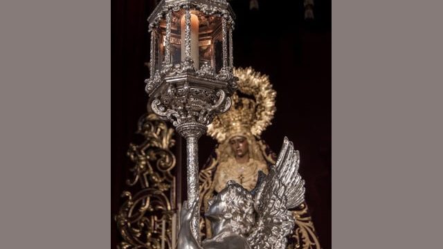 Besamanos Virgen 2017