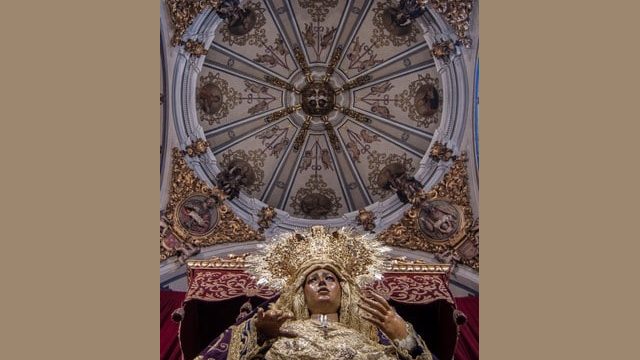 Besamanos Virgen 2017