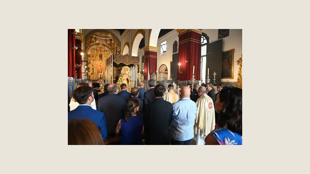 Besamanos extraordinario a la Santísima Virgen