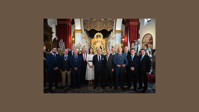 Besamanos extraordinario a la Santísima Virgen 2